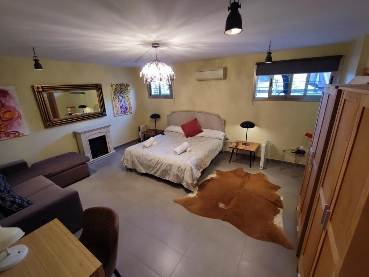 Villa Aguilas Club Guest House Málaga Esterno foto