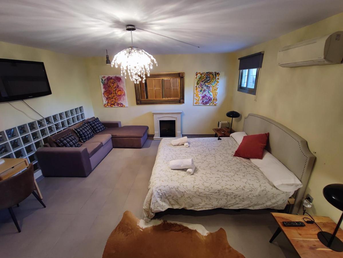 Villa Aguilas Club Guest House Málaga Esterno foto