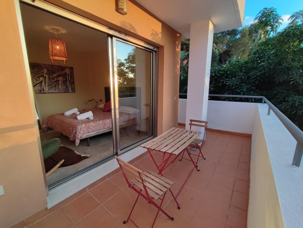 Villa Aguilas Club Guest House Málaga Esterno foto